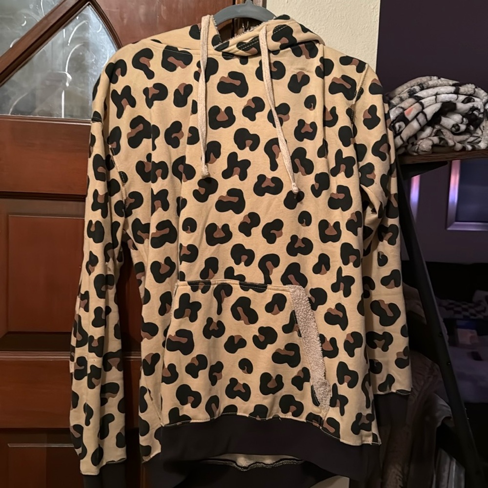 Cheetah hoodie with fur teddy hood.